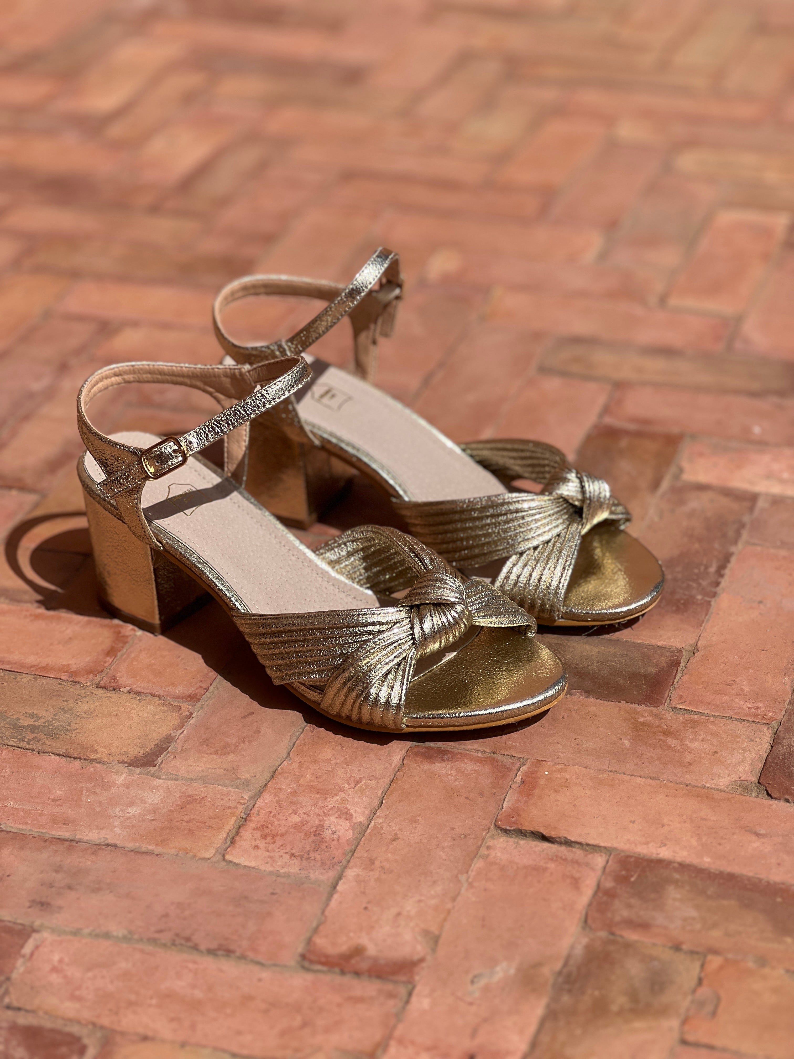 Sandales Gloria – Élégance Dorée