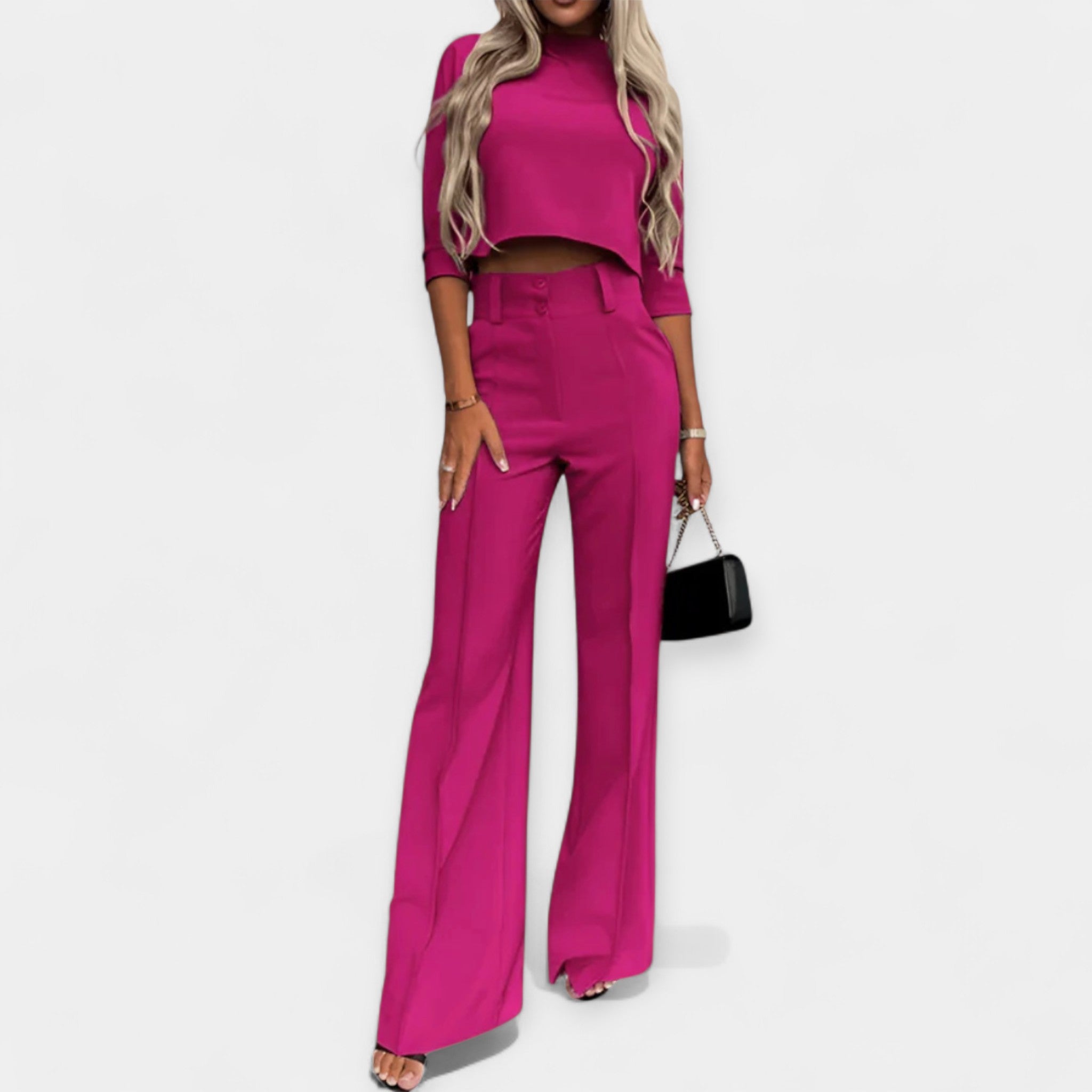 Ensemble chic avec crop top et pantalon