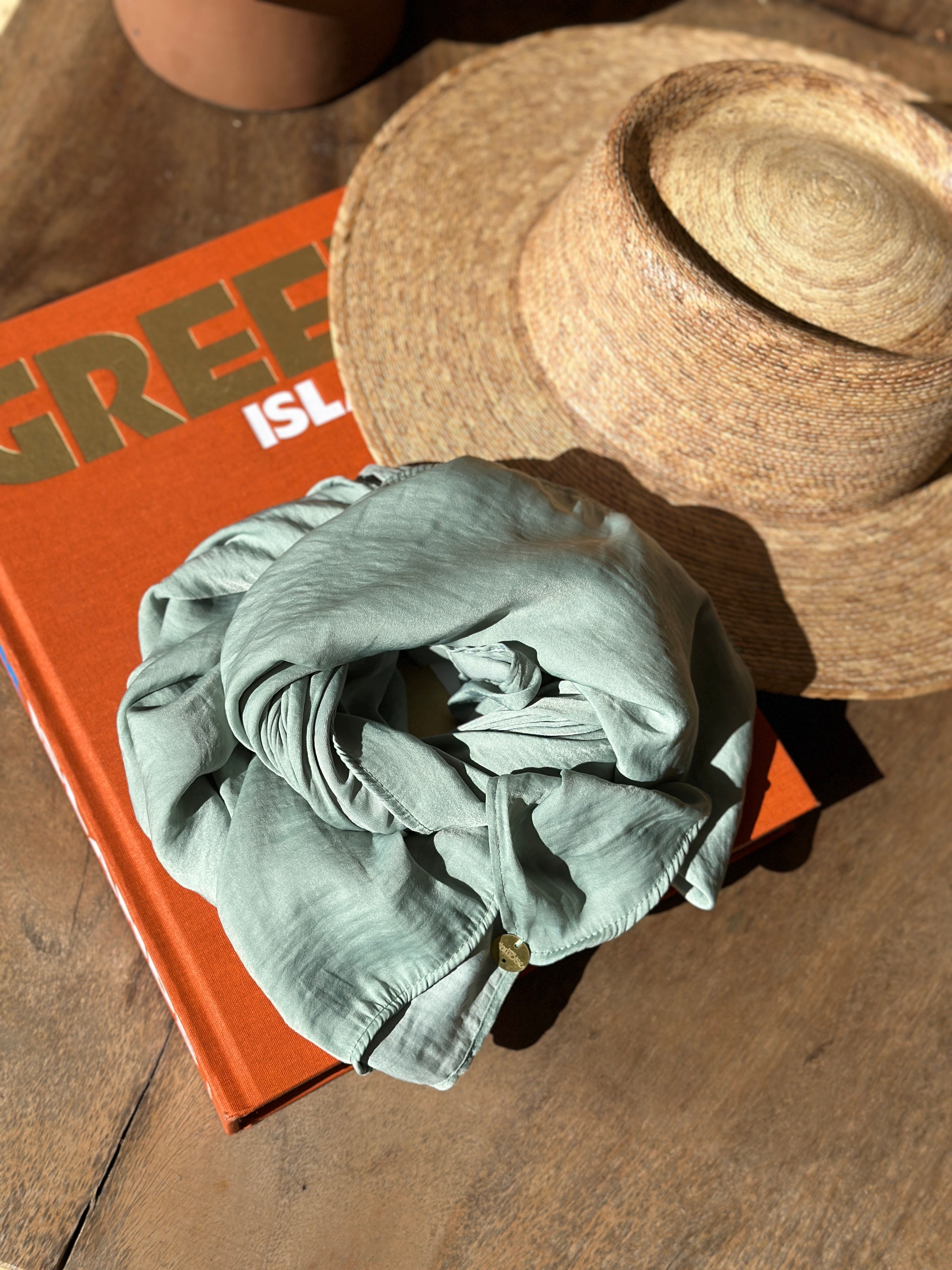 Le foulard multi-style Jim – l’accessoire iconique à nouer comme vous voulez ♡