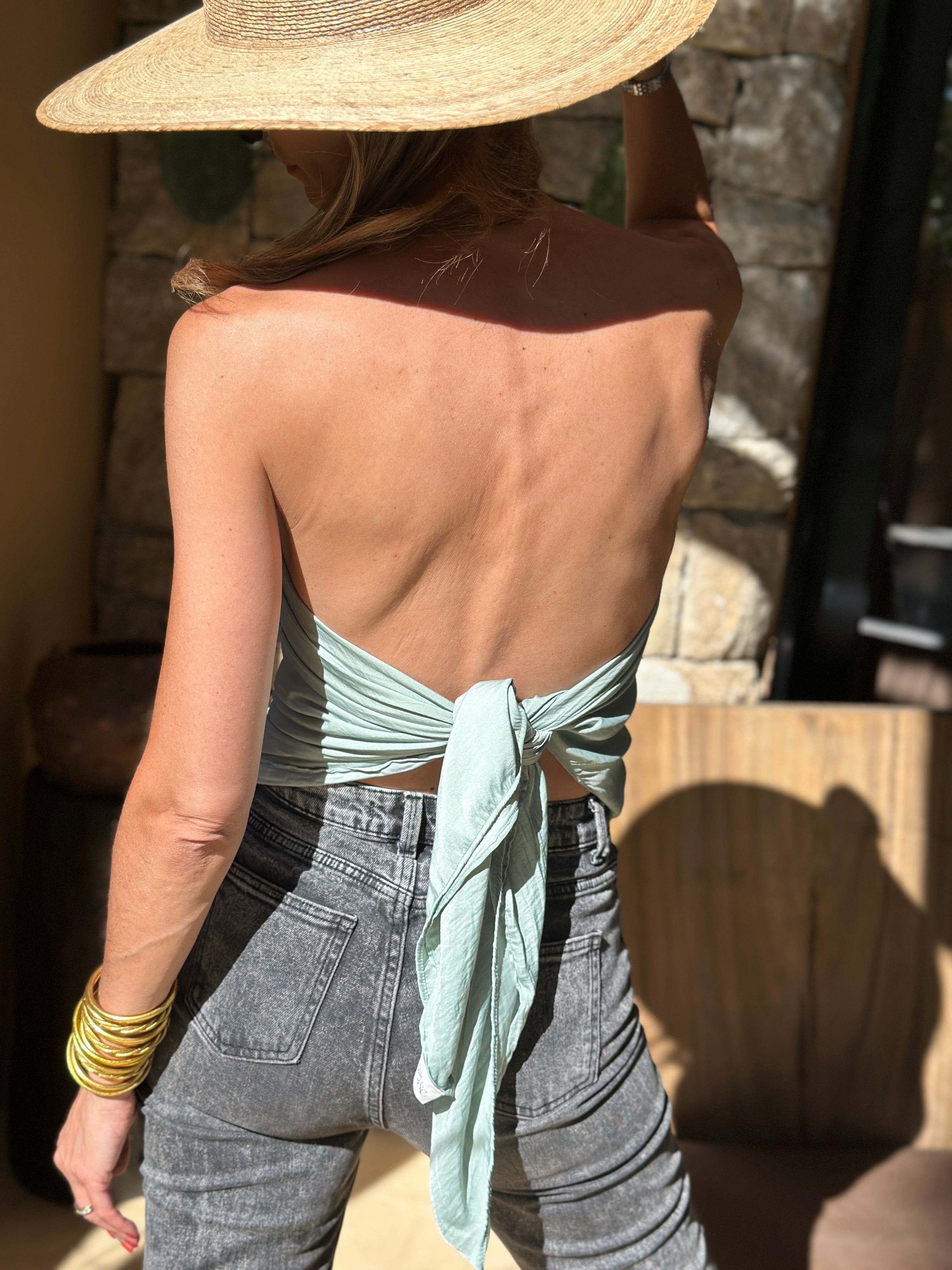 Le foulard multi-style Jim – l’accessoire iconique à nouer comme vous voulez ♡