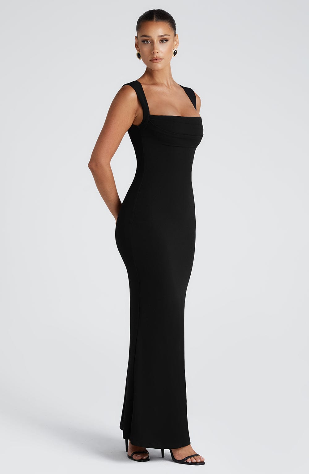 Ruby™ | Robe Élégante – Sophistication et Raffinement