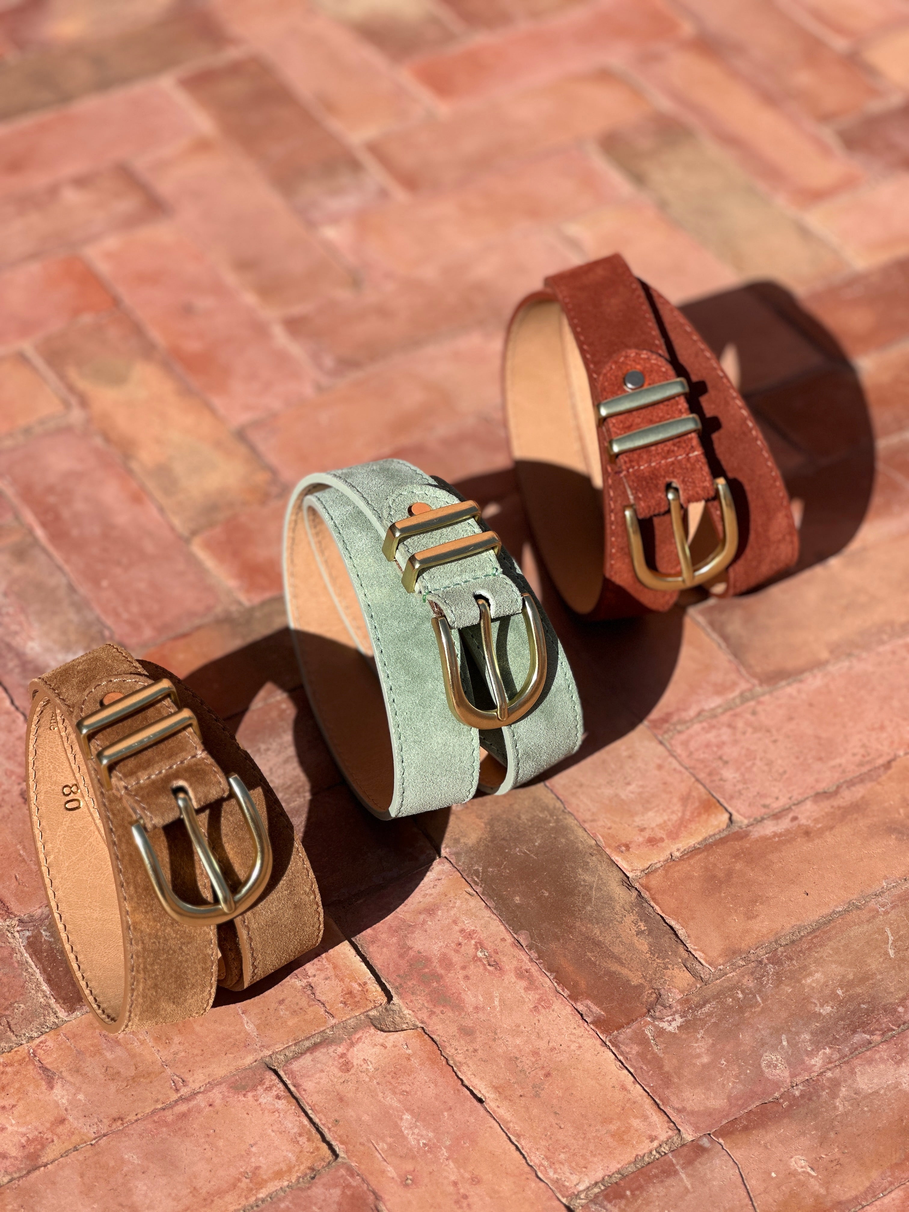 L’accessoire parfait pour apporter une touche colorée, chic et ensoleillée à vos tenues