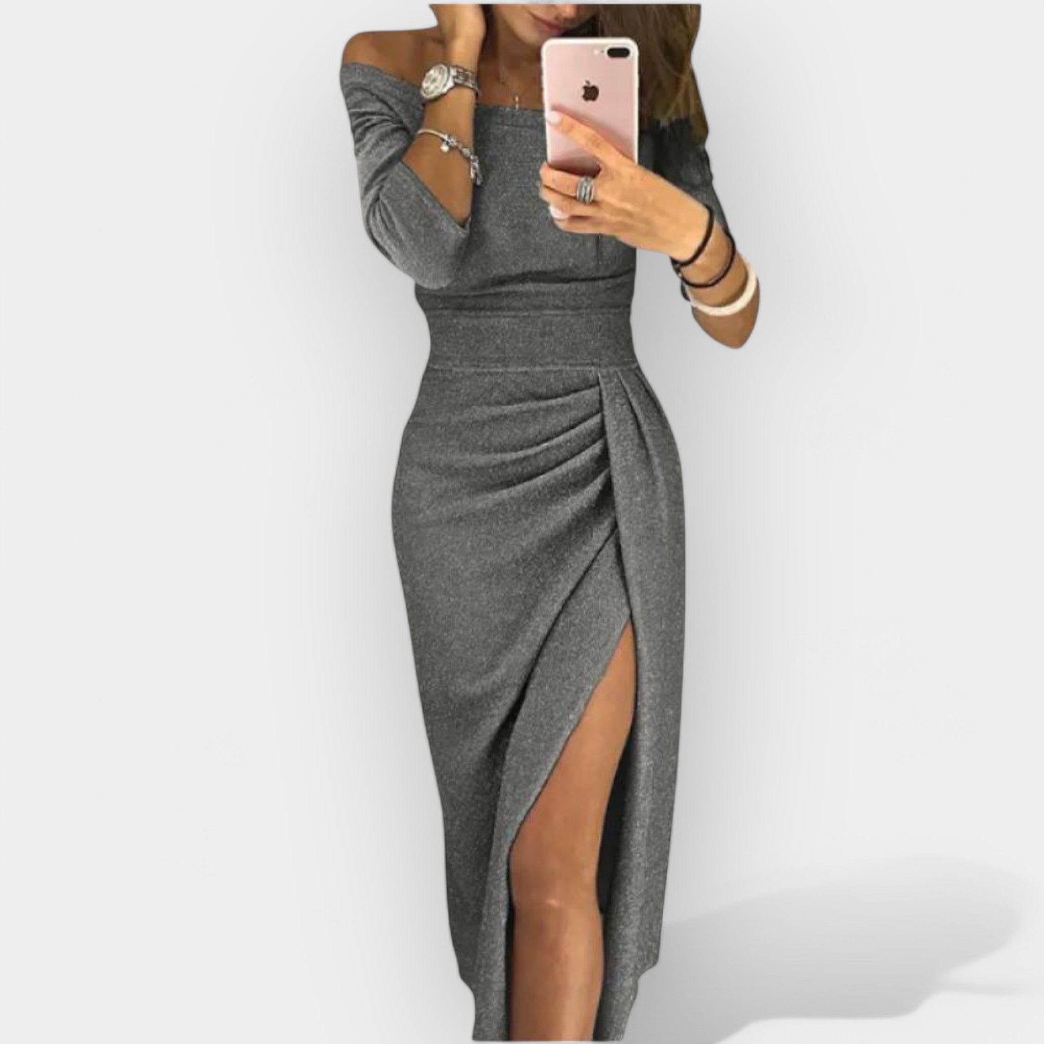 Robe Élégante avec Découpe