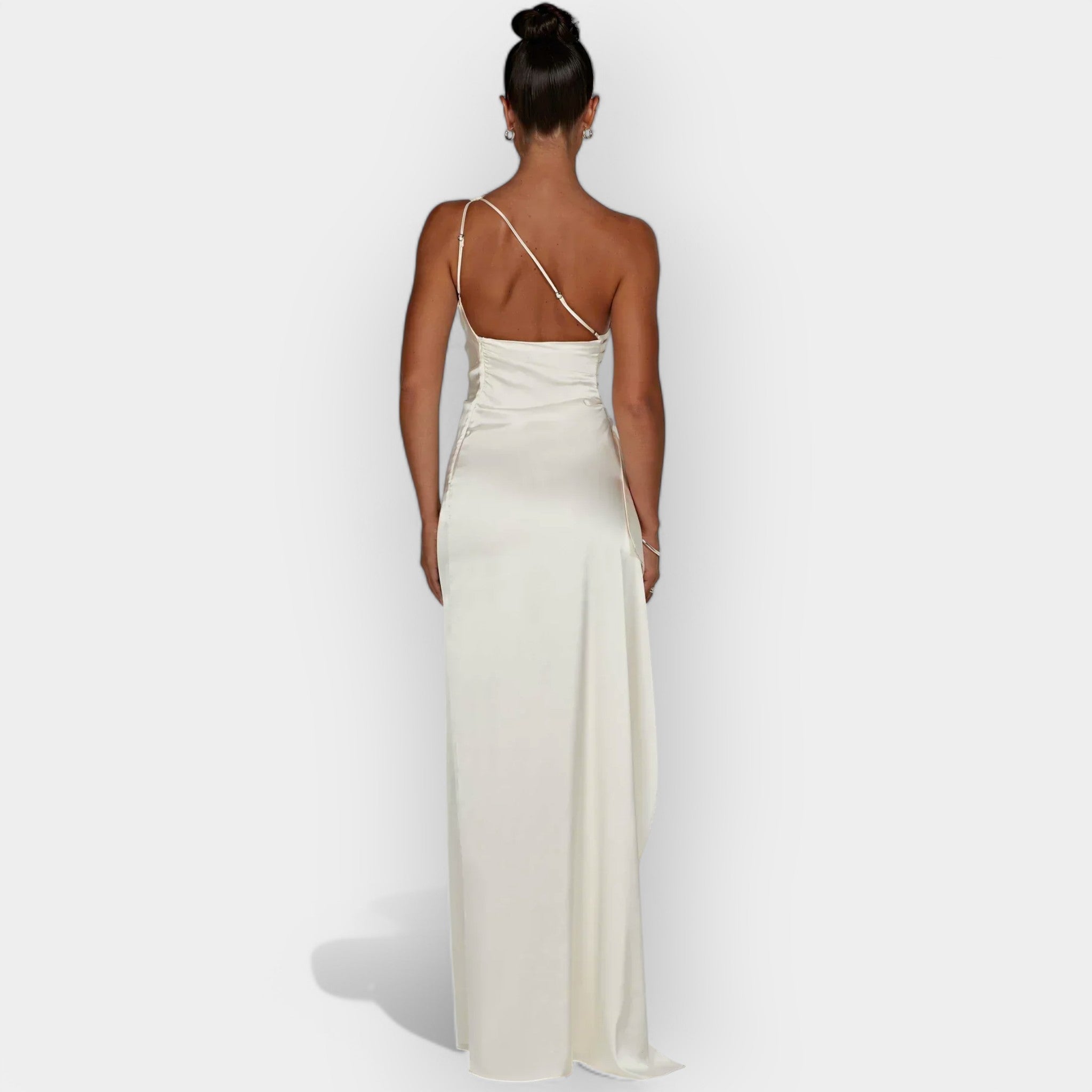 Robe en Satin pour Soirées Élégantes
