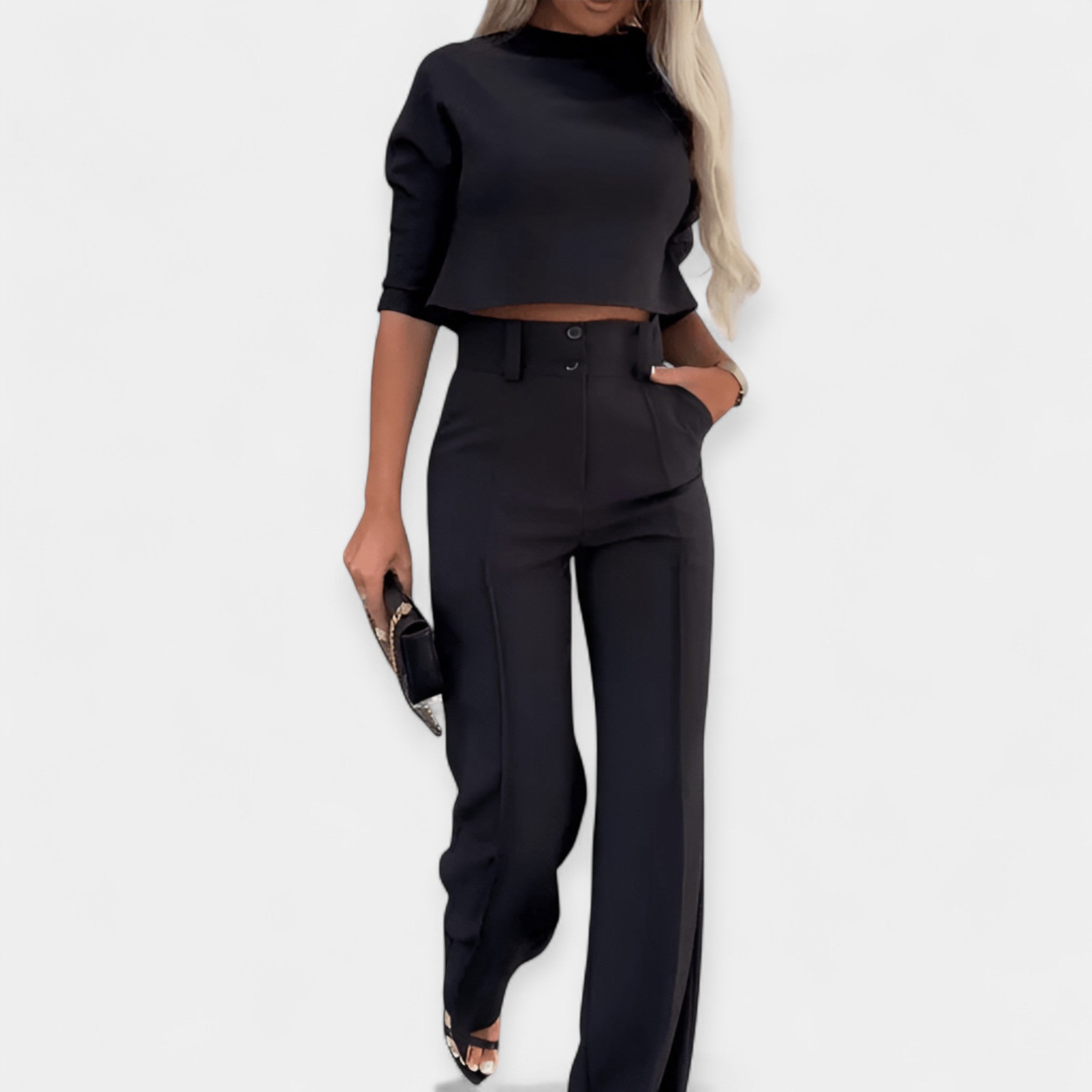 Ensemble chic avec crop top et pantalon